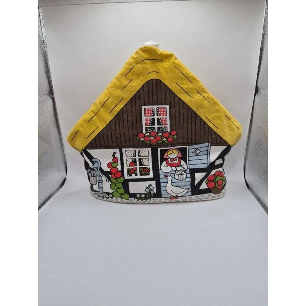 Vtg Pat Albeck Tea Pot Cozy Cover Padded Thatched Roof Cottagecore  Cuckoobird